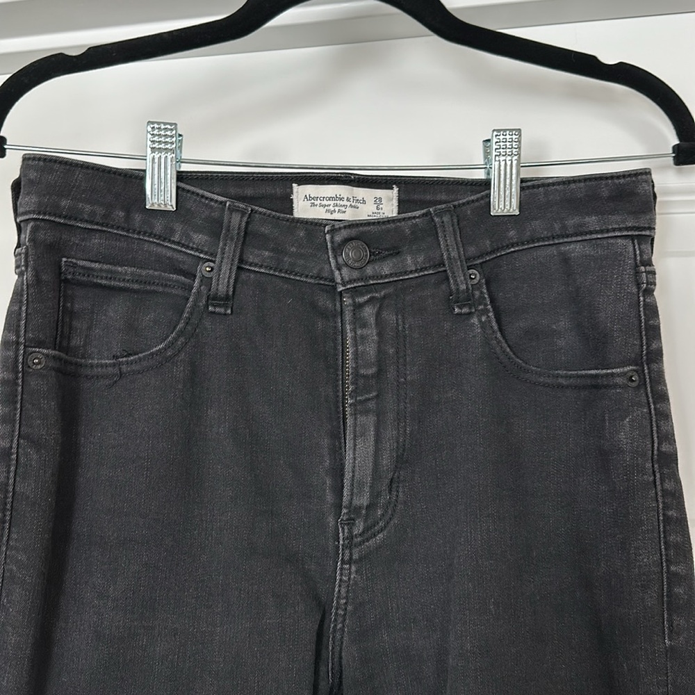 Abercrombie & Fitch Dark Blue Skinny Jeans - Picture 3 of 5